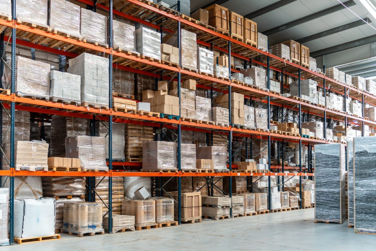 Warehouse operating environment